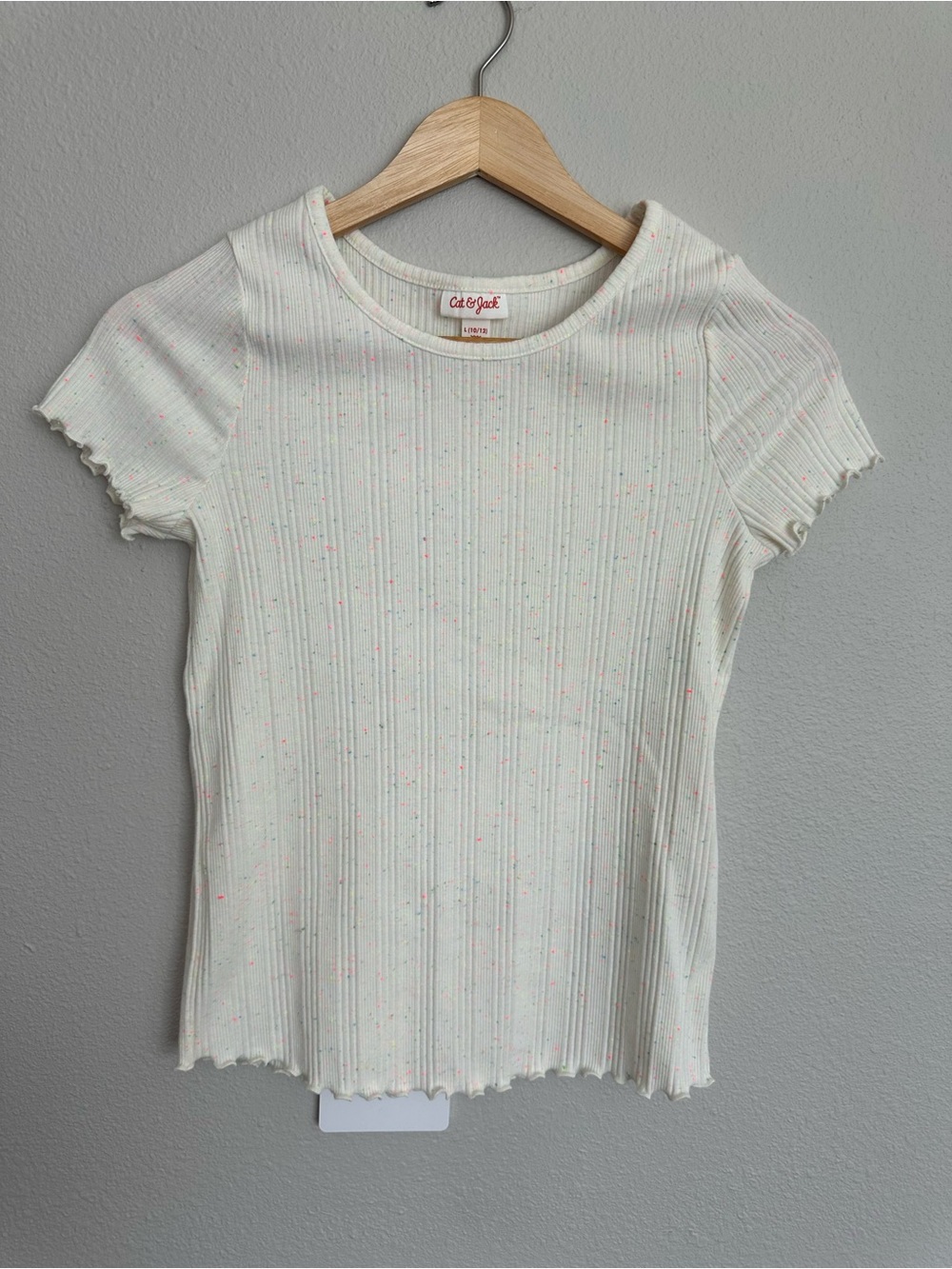 Girl’s Cat & Jack Cream Ribbed Short Sleeve Tee with Pink Speckle Detail